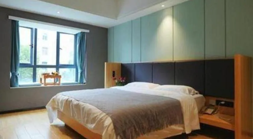 Bed in Immersing Hotels & Resort Yunzhu Meiyuan Wuyishan Impression Dahongpao