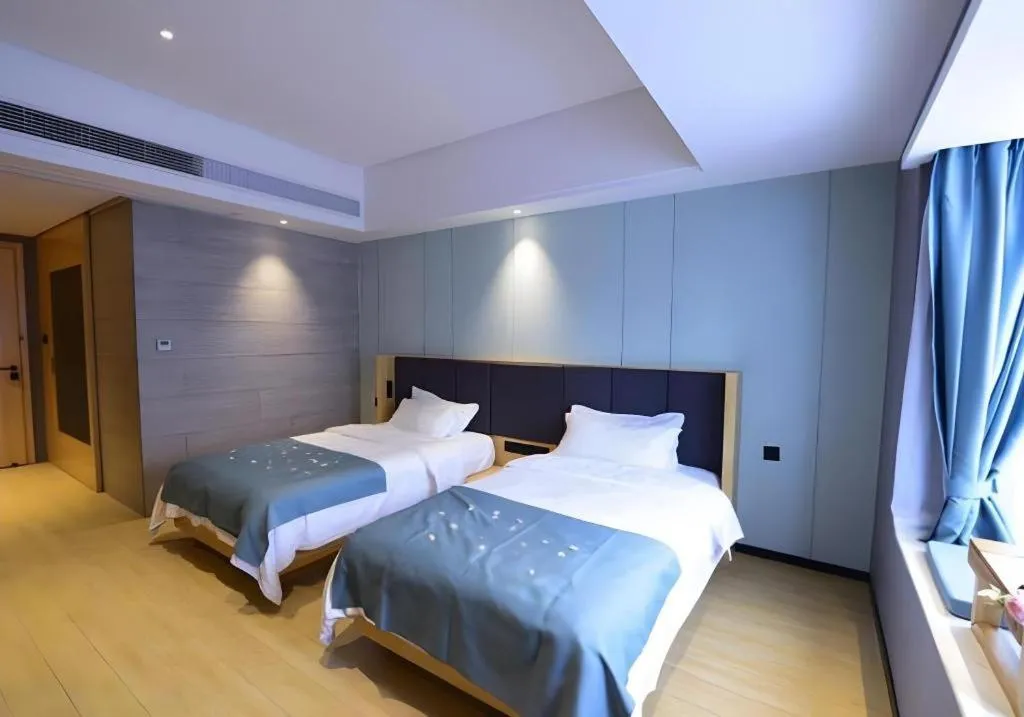 Bed in Immersing Hotels & Resort Yunzhu Meiyuan Wuyishan Impression Dahongpao