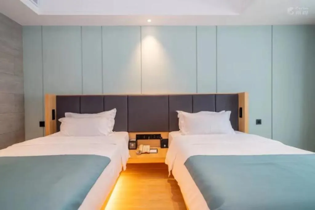 Bed in Immersing Hotels & Resort Yunzhu Meiyuan Wuyishan Impression Dahongpao