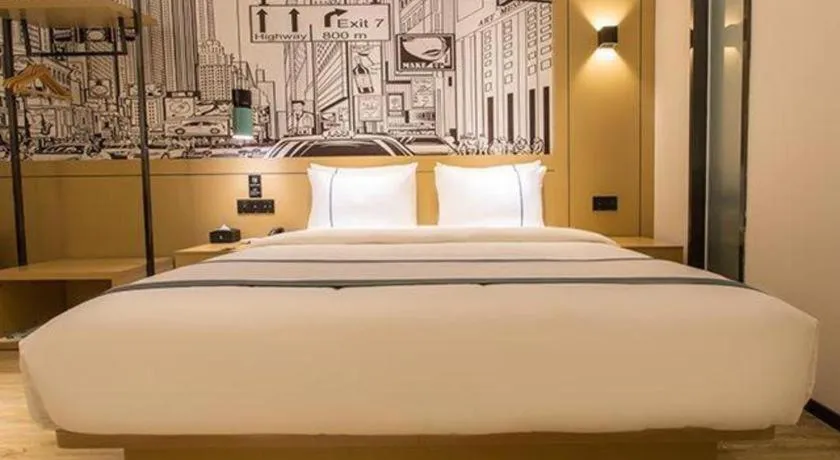 Bed in City Comfort Inn Quanzhou Wanda