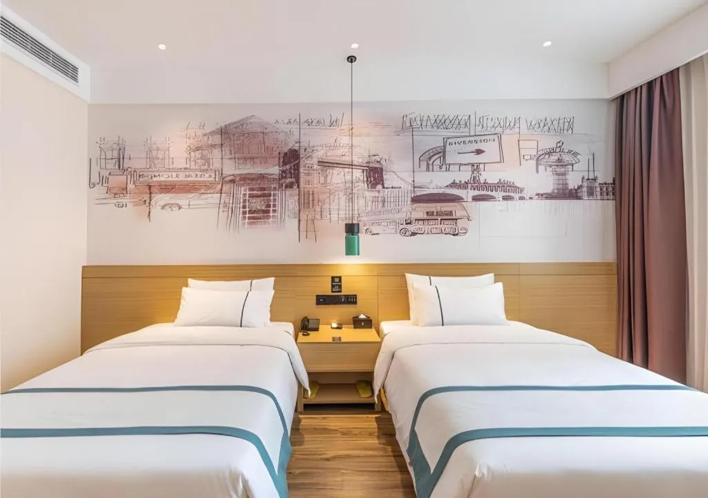 Bed in City Comfort Inn Quanzhou Wanda