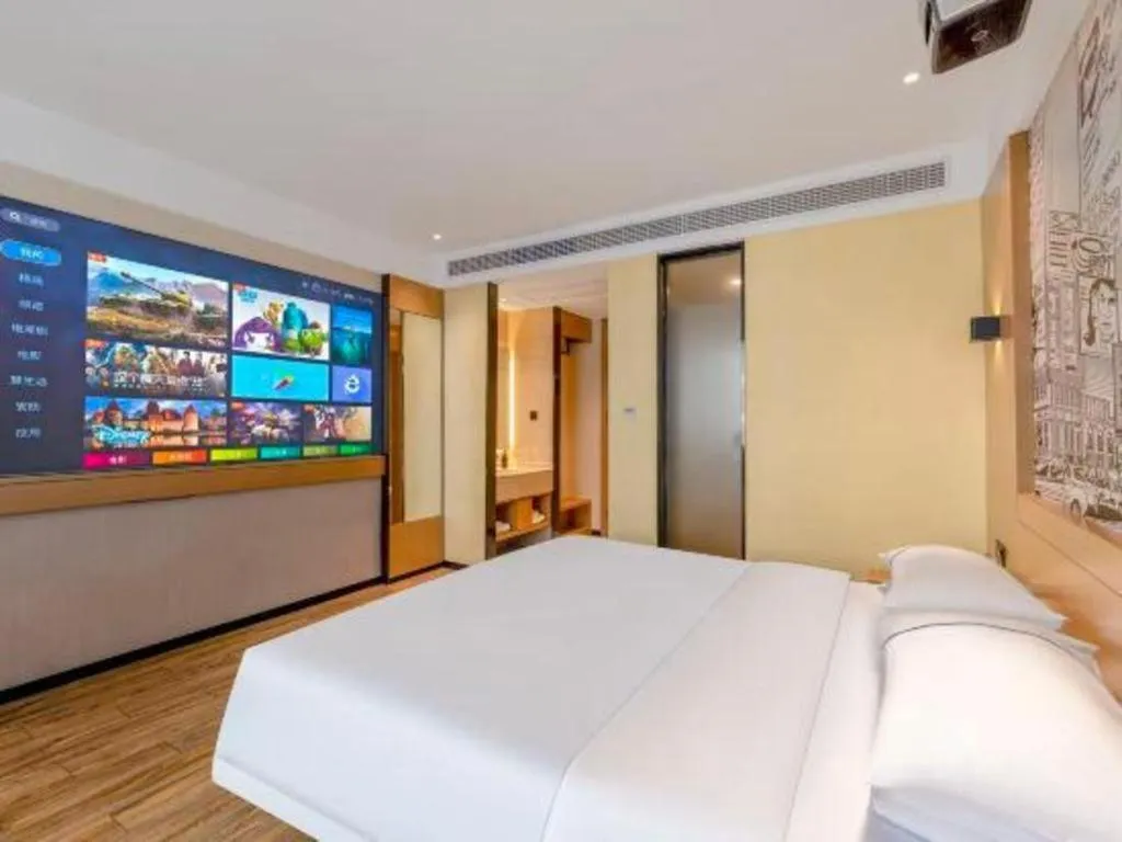 Bed in City Comfort Inn Quanzhou Wanda