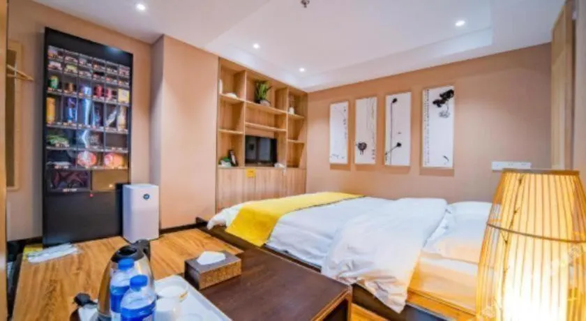 Bed in Echarm Hotel Hefei West Qilitang Metro Station