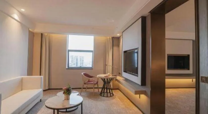 E-Cheng Hotel Yangjiang Baili Plaza