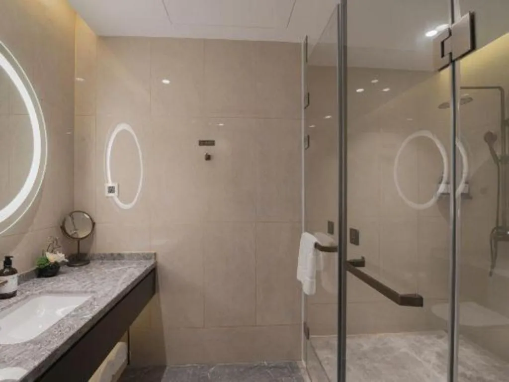 E-Cheng Hotel Yangjiang Baili Plaza