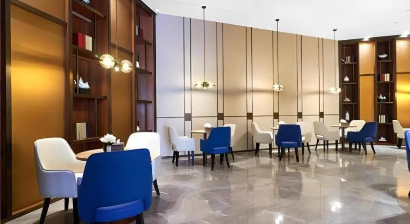 E-Cheng Hotel Yangjiang Baili Plaza