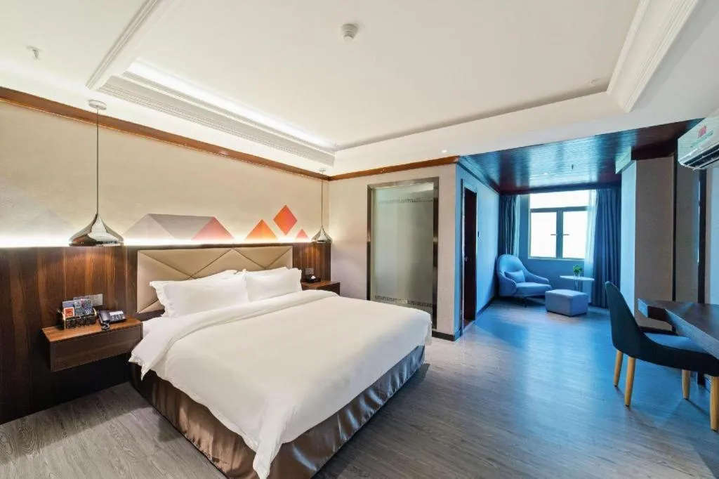 Bed in Borrman Hotel Zhongshan Henglan Xiyong