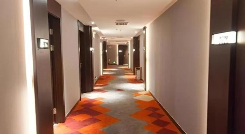 Borrman Hotel Zhongshan Henglan Xiyong