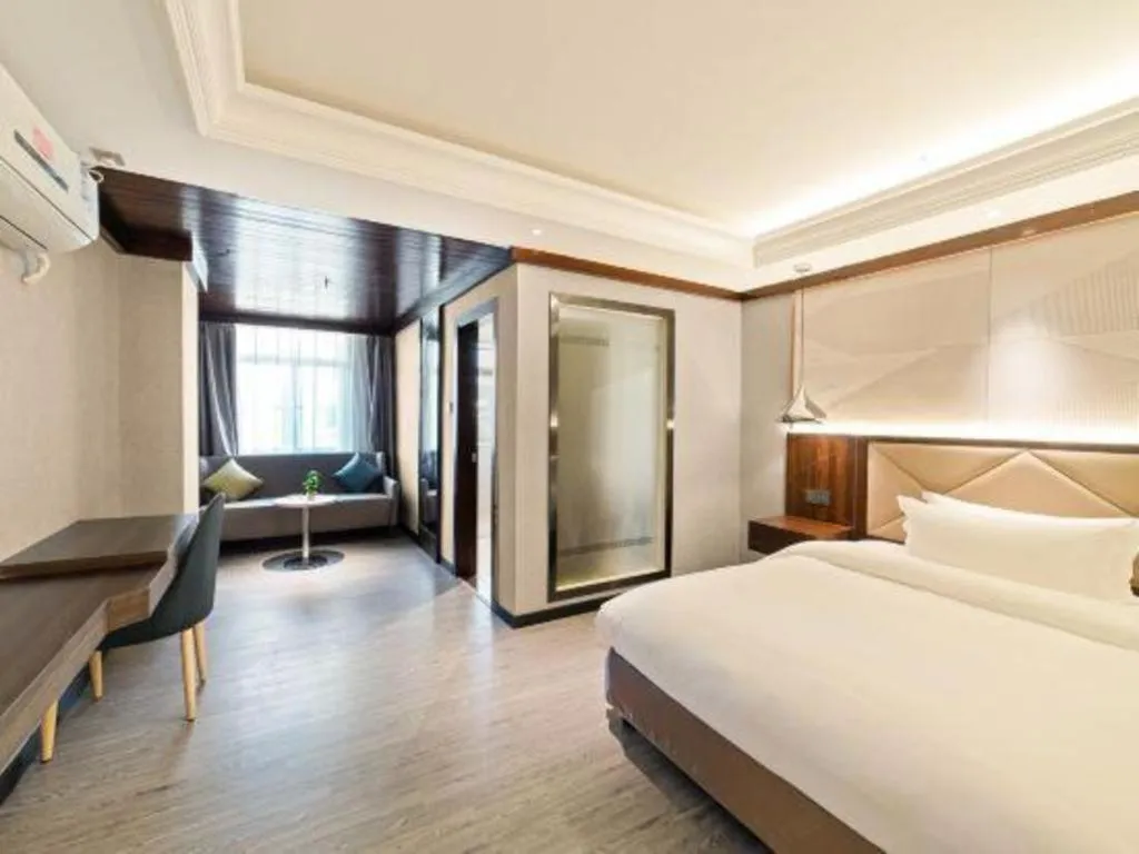 Bed in Borrman Hotel Zhongshan Henglan Xiyong
