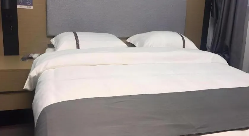 Bed in Thank Inn Hotel Hebei Chengde Fengning Coach Terminal