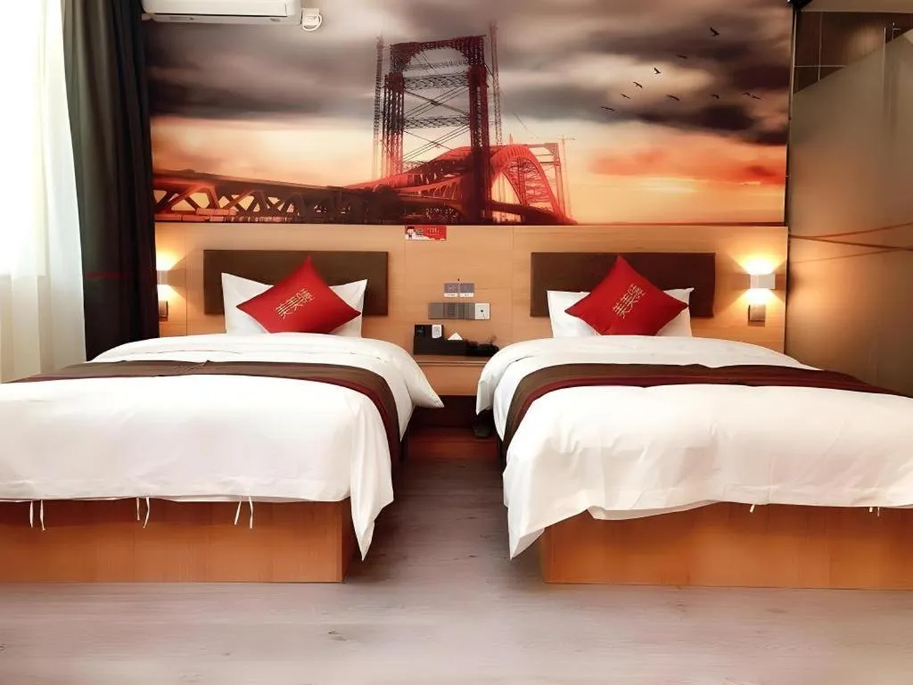 Bed in Thank Inn Hotel Inner Mongolia Baotou Donghe Haode Trade Plaza