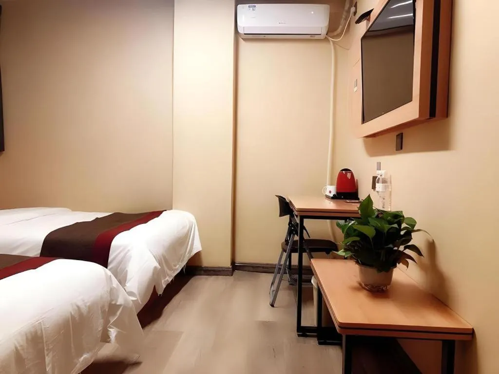 Bed in Thank Inn Hotel Inner Mongolia Baotou Donghe Haode Trade Plaza