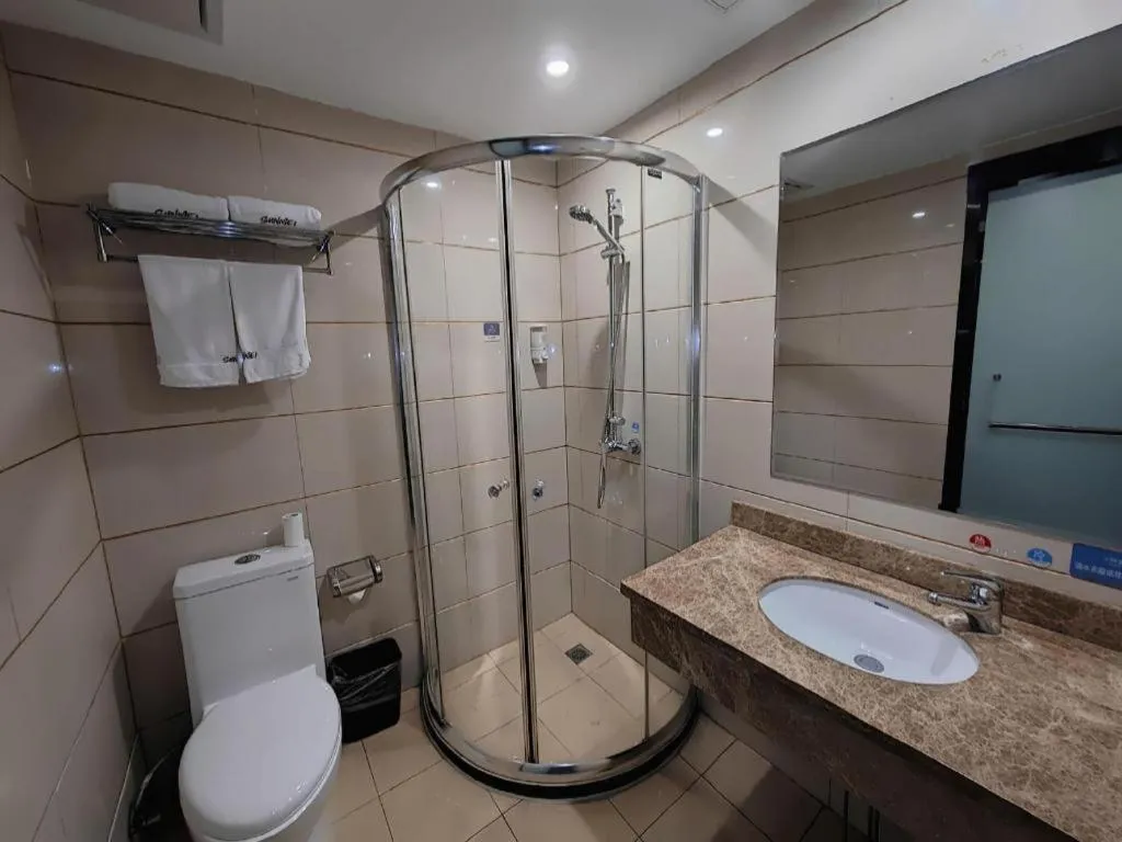 Thank Inn Hotel Anqing Guangcai Big Market Passenger Center