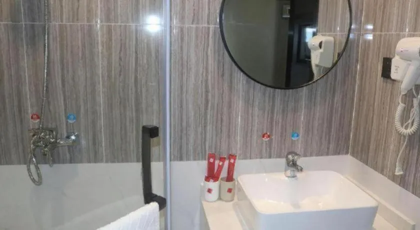 Thank Inn Hotel Anqing Guangcai Big Market Passenger Center