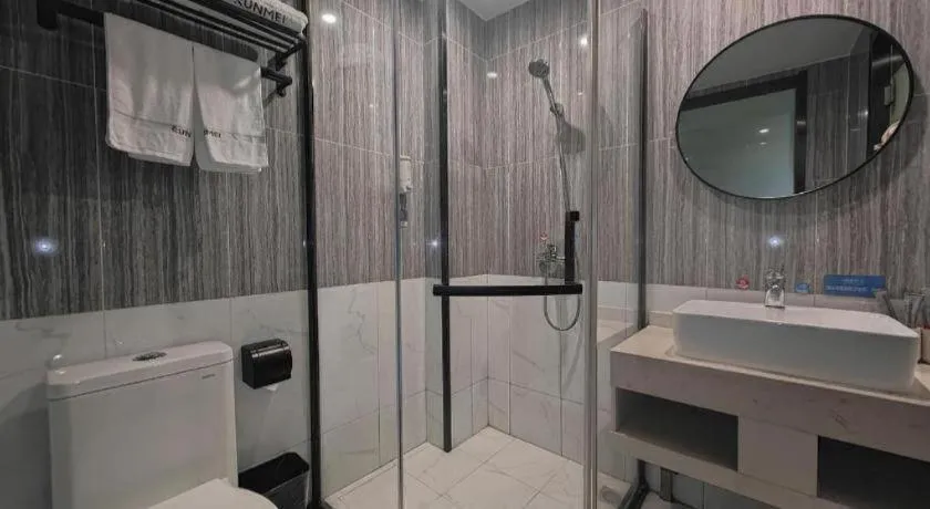 Thank Inn Hotel Anqing Guangcai Big Market Passenger Center