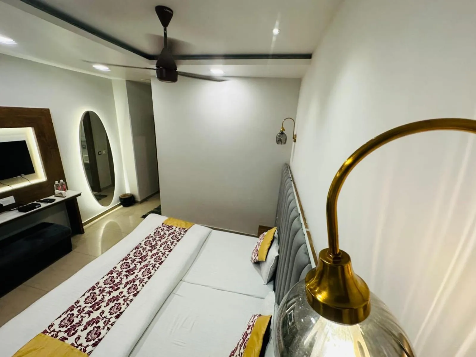 Photo of the whole room, Bed in HOTEL DEVA INN