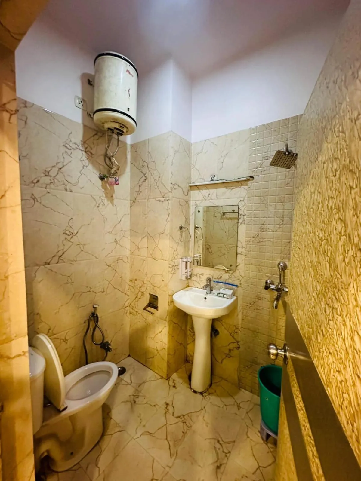 Bathroom in HOTEL DEVA INN