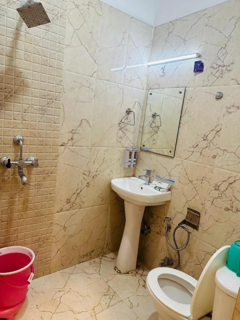 Bathroom in HOTEL DEVA INN