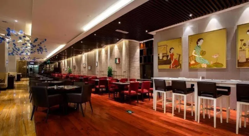 Bairun Zhenjiang International Hotel