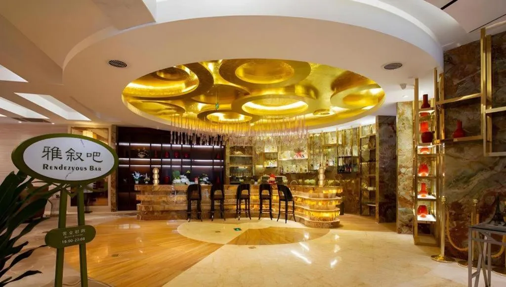 Bairun Zhenjiang International Hotel