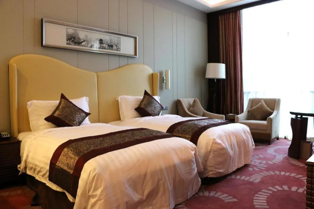 Bed in Bairun Zhenjiang International Hotel