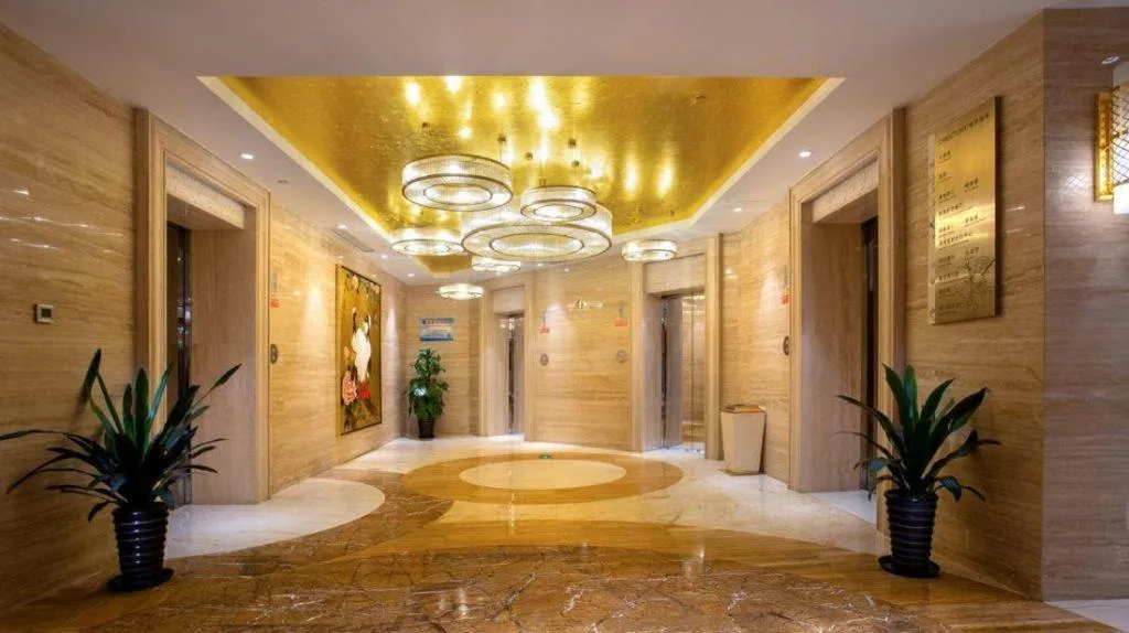 Bairun Zhenjiang International Hotel