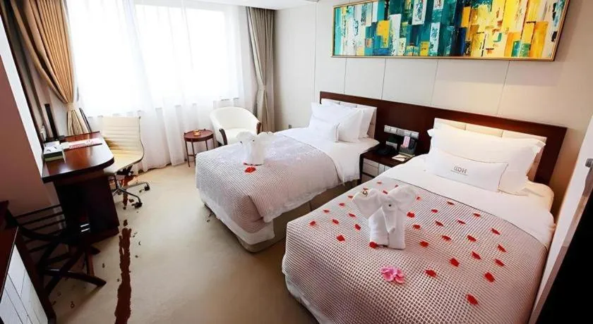 Bed in Xingtai Yuehai Hotel