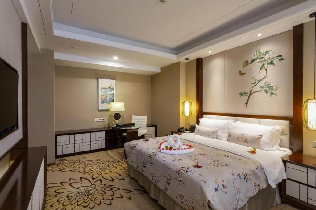 Bed in Xingtai Yuehai Hotel