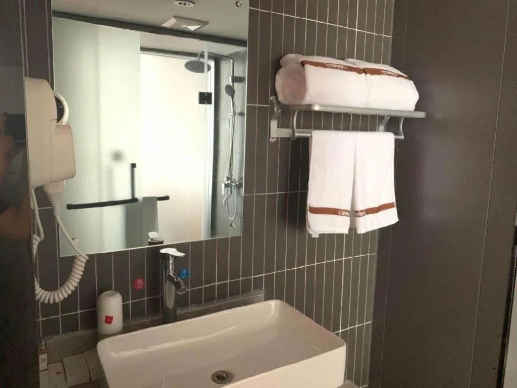 Thank Inn Hotel Shandong Heze Mudan District Bayi Road Pedestrian Street