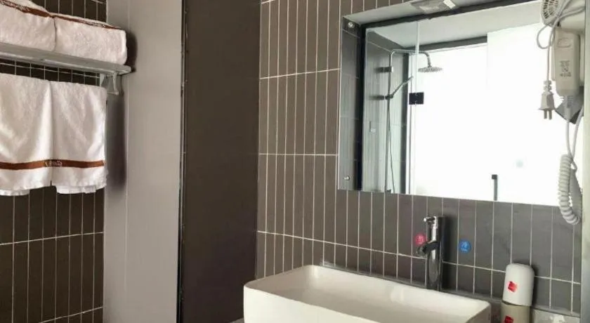 Thank Inn Hotel Shandong Heze Mudan District Bayi Road Pedestrian Street