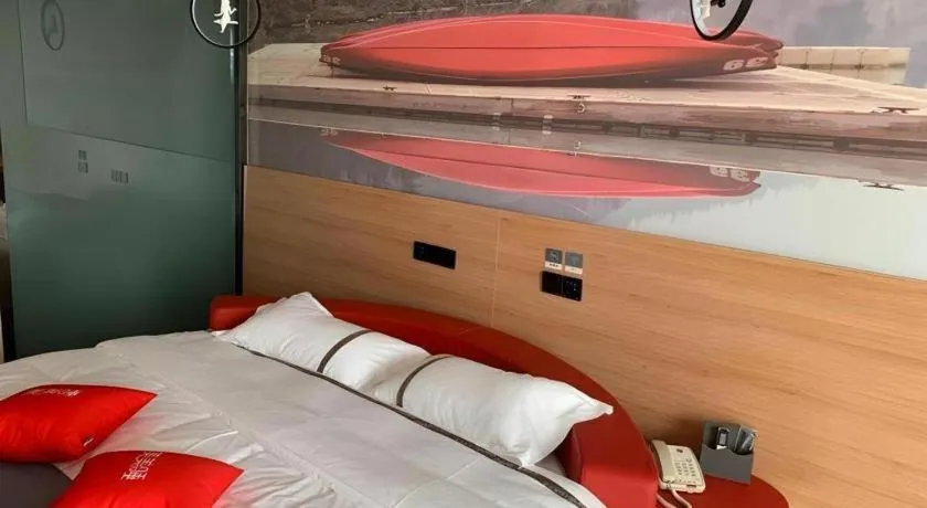 Bed in Thank Inn Hotel Shandong Heze Mudan District Bayi Road Pedestrian Street