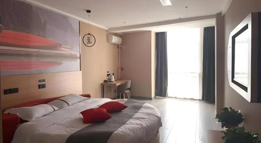 Bed in Thank Inn Hotel Shandong Heze Mudan District Bayi Road Pedestrian Street