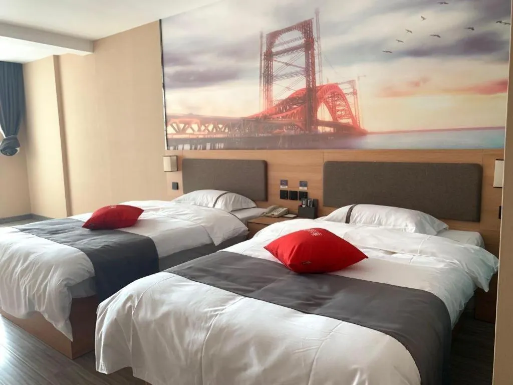 Bed in Thank Inn Hotel Shandong Heze Mudan District Bayi Road Pedestrian Street