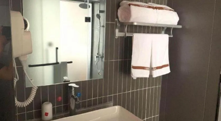 Thank Inn Hotel Shandong Heze Mudan District Bayi Road Pedestrian Street