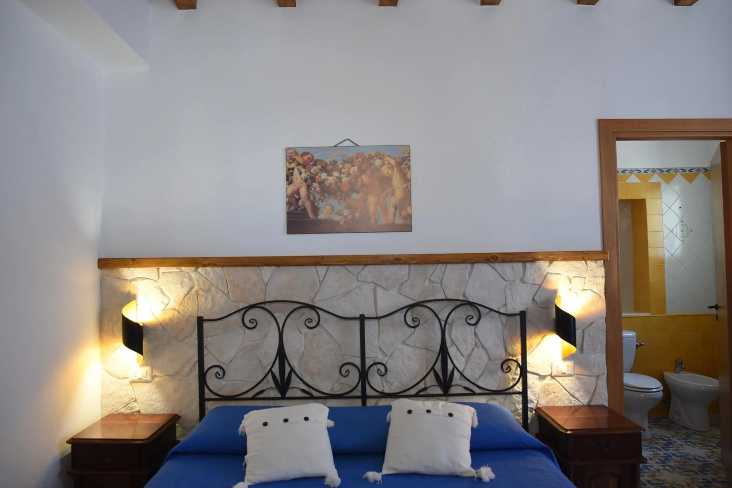 Bed in B&B Antico Palmento