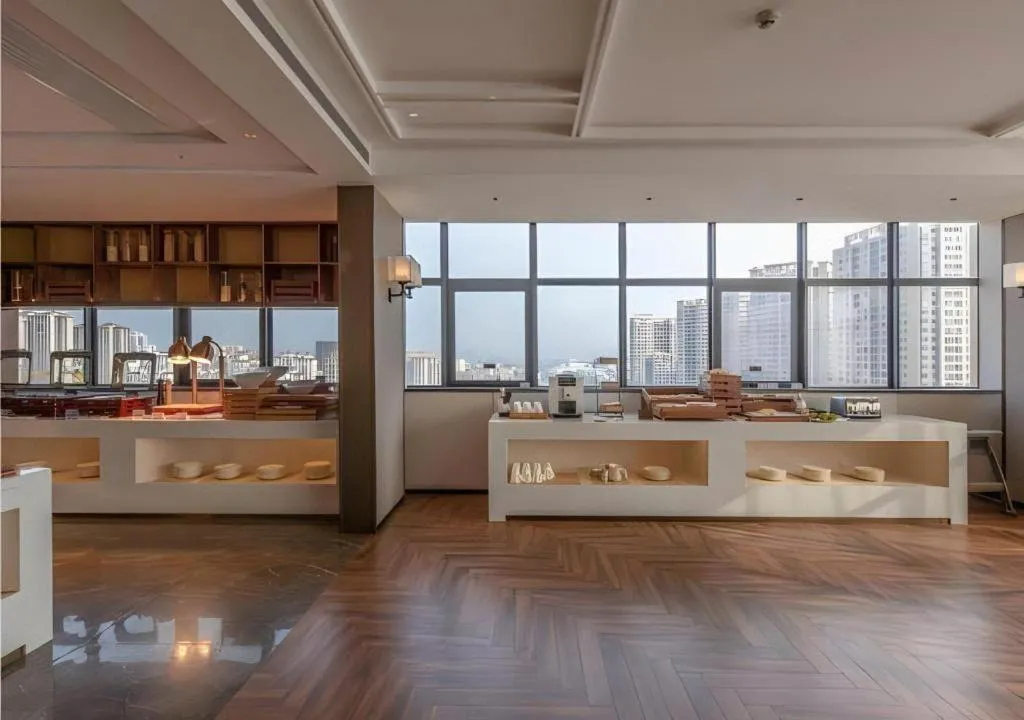 Echeng Hotel Nanning Huqiu Metro Station