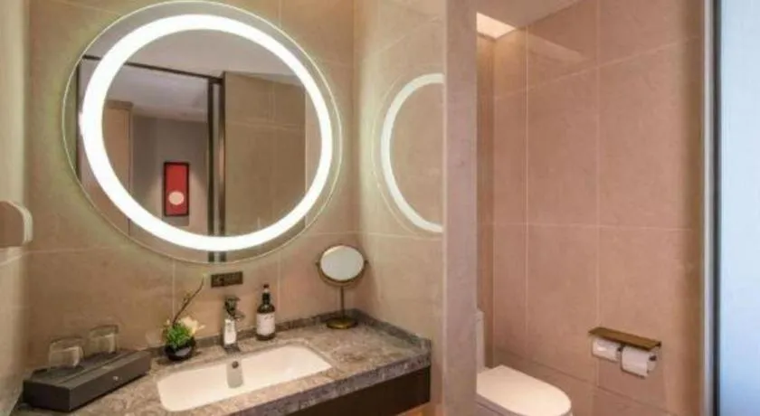 Echeng Hotel Nanning Huqiu Metro Station