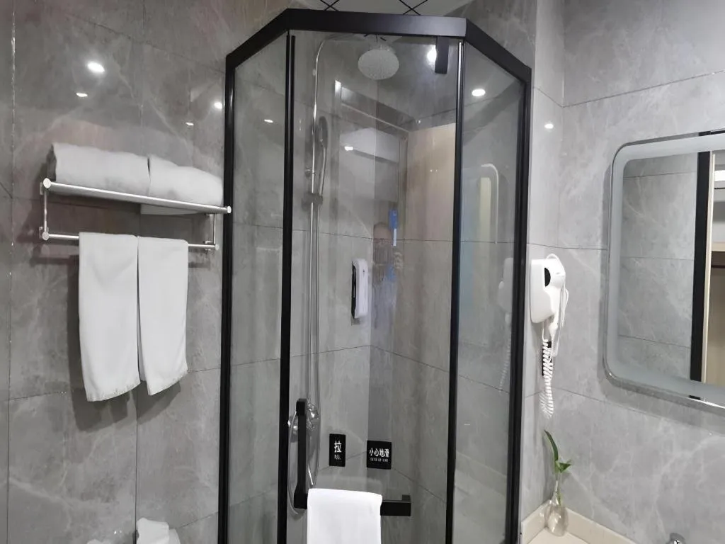 Green Tree Inn Express Jiangsu Taizhou Xinghua RT-Mart