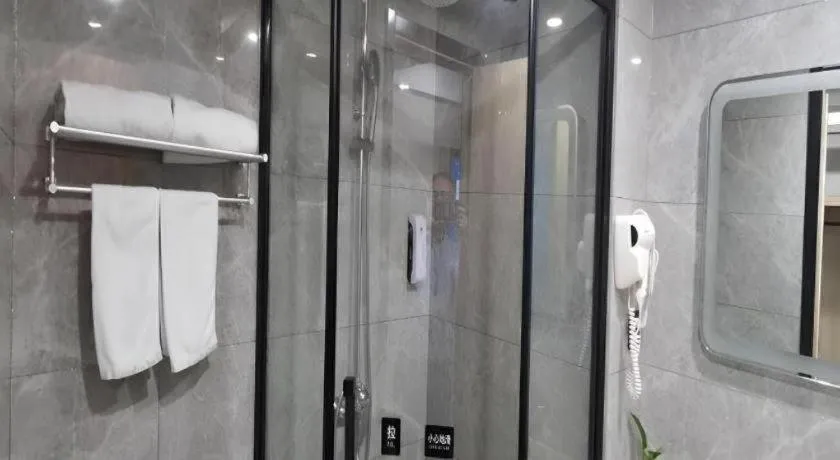 Green Tree Inn Express Jiangsu Taizhou Xinghua RT-Mart