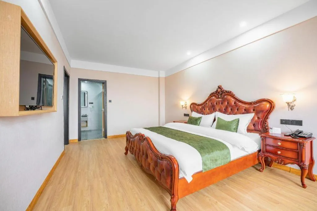 Bed in Green Tree Inn Express Weifang Zhucheng Longyuan Shangcheng