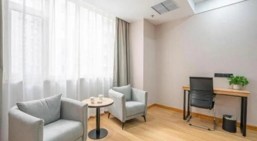 Green Tree Inn Express Weifang Zhucheng Longyuan Shangcheng