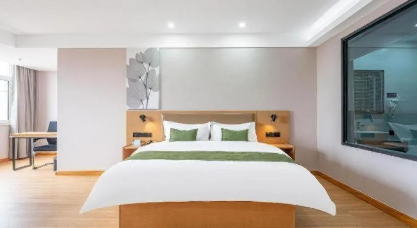 Green Tree Inn Express Weifang Zhucheng Longyuan Shangcheng