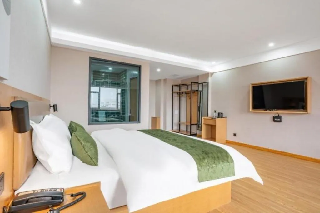 Green Tree Inn Express Weifang Zhucheng Longyuan Shangcheng