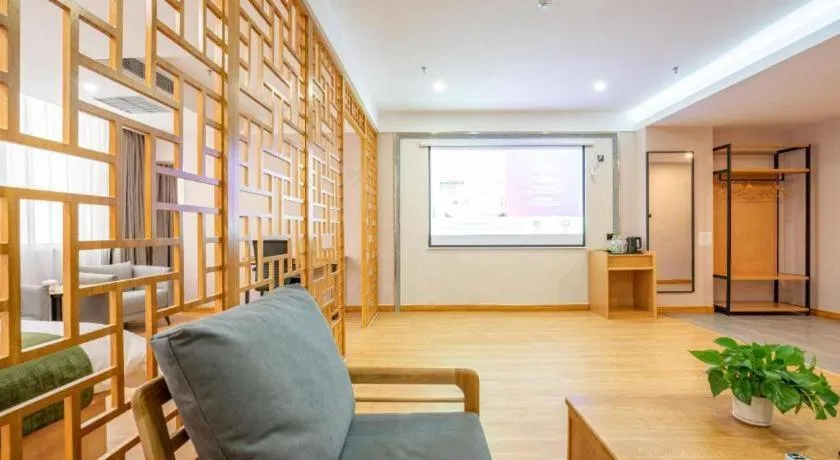 Green Tree Inn Express Weifang Zhucheng Longyuan Shangcheng