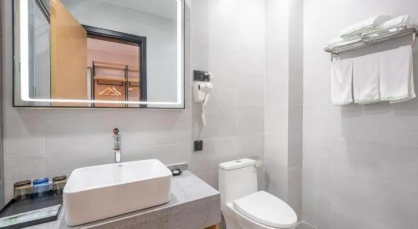 Green Tree Inn Express Weifang Zhucheng Longyuan Shangcheng