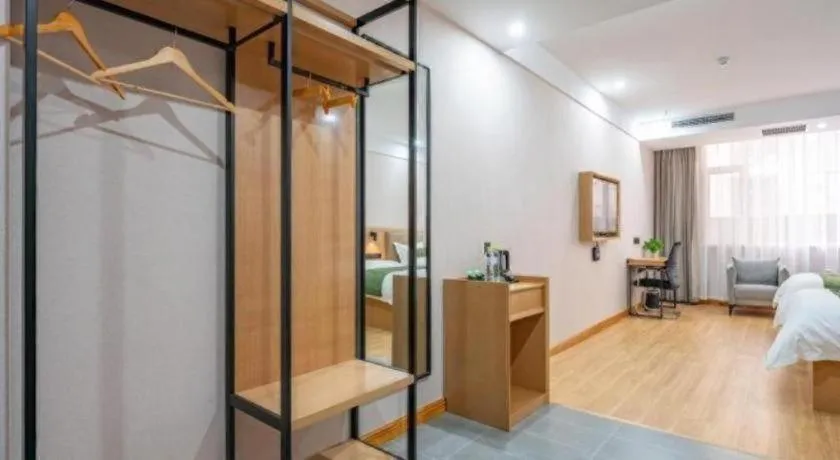 Green Tree Inn Express Weifang Zhucheng Longyuan Shangcheng