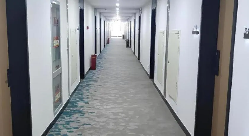 Green Tree Inn Express Weifang Zhucheng Longyuan Shangcheng