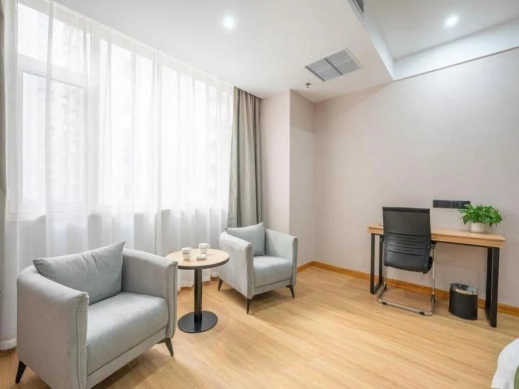 Green Tree Inn Express Weifang Zhucheng Longyuan Shangcheng