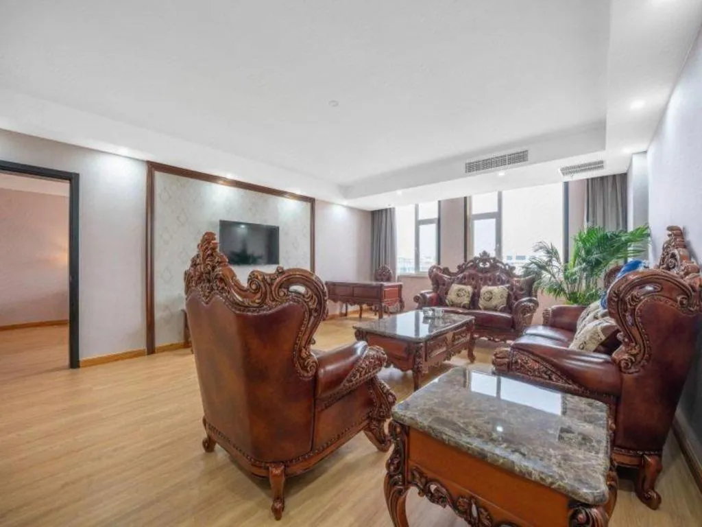 Green Tree Inn Express Weifang Zhucheng Longyuan Shangcheng