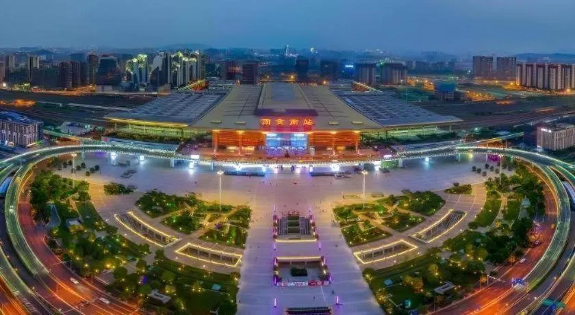 Shell Hotel Nanjing Mingfa Square Metro Station